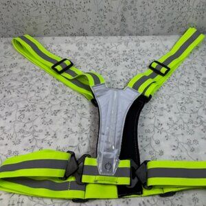 LED Reflective Running Vest Gear,Light up Vest Runners Night Walking USB NEW